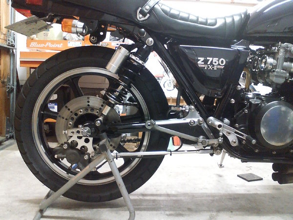 Z750FX (2型/3型) Z750GP 前後ホイール Z750FX2型3型でZ750GPのスイングアームを組み込んでホイー