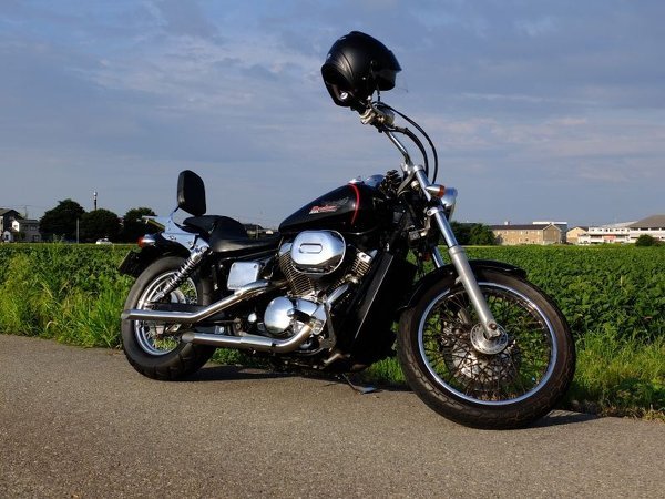 今度アメリカンのバイクを買おうと思っててホンダのシャドウがいいと思ったんで Yahoo 知恵袋