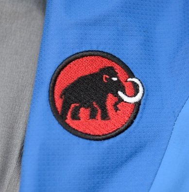 アウトドアブランドマムートについて質問です。ジャケットを購入した 