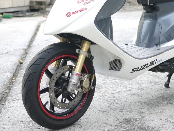 ご回答お願いします。アドレスV125のフロントホイールをZZのフロントホ