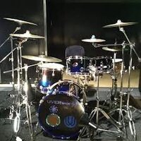 Uverworldの真太郎さんのセッティングについて質問です 彼が一番最 Yahoo 知恵袋