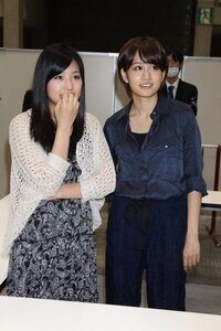 石原さとみさんの私服はどんな感じですか 前田敦子さんとのツーショッ Yahoo 知恵袋