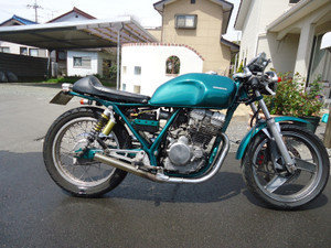 ホンダGB250クラブマンのフロントホイール。 - 我が鉄馬、ホンダGB