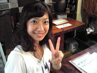 レッド役の清水理沙の髪型はロングカールですか 清水理沙はロン Yahoo 知恵袋