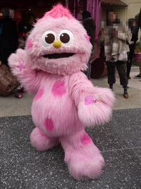 至急おねがいします ユニバーサルスタジオジャパンや ディズニーランド Yahoo 知恵袋