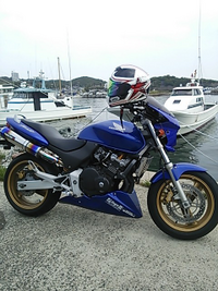 ホーネットの購入に当たって質問があります 現在cbr250r Mc41 からホ Yahoo 知恵袋