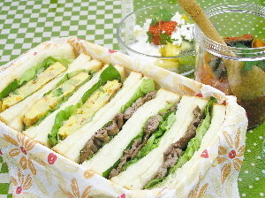 明日行くプールにお弁当持って行こうと思うのですが 傷みにくいうえ Yahoo 知恵袋