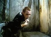 トレインスポッティング 映画 が見たいですが グロいですか スラムド Yahoo 知恵袋