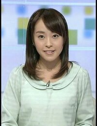 水色の半そでブラウスが似合う片山千恵子アナ スカートは 何色を合わせると 美 Yahoo 知恵袋