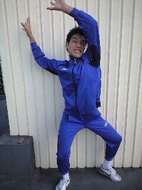 えいえいおーからおいおいえーっていう持ちネタの芸人さんを探し Yahoo 知恵袋