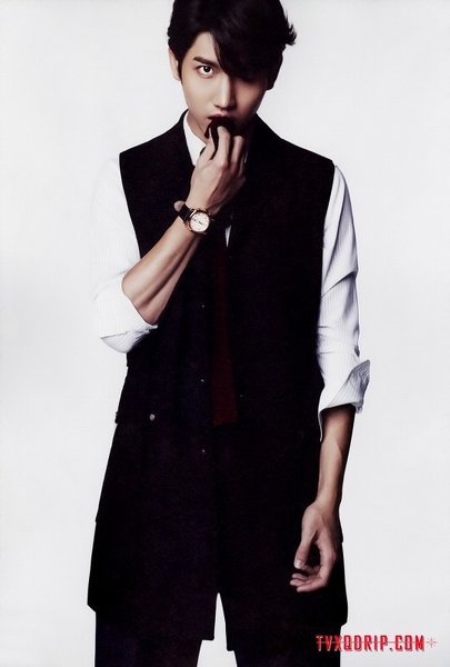 東方神起のチャンミンの高画質でめっちゃかっこいい画像くださいっ Yahoo 知恵袋