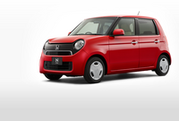 赤い車を探しています燃費の良い車で赤い車がいいんですけど詳しくなくて Yahoo 知恵袋