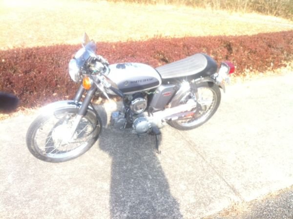 スズキコレダ50ヤマハYB－1バイク初心者です皆さんならどちらを