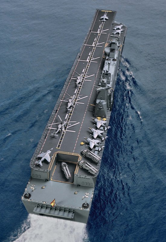 強襲陽陸艦を導入したら 次は正規空母を導入しますか つい Yahoo 知恵袋