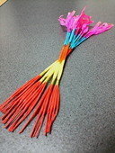 線香花火はどっちに点火するのですか 紙コヨリのヒラヒラ Yahoo 知恵袋