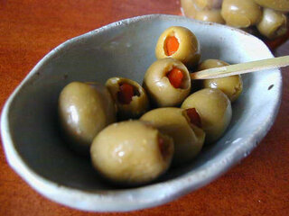 ピ から始まる食べ物 ピノ の他に何かありますか ピメント オリーブ Yahoo 知恵袋