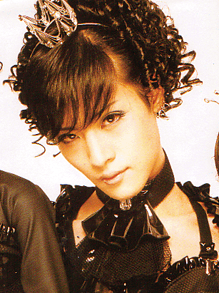 V系 Dir En Greyに詳しい人おねがいします この写真の人はtoshiyaさんで Yahoo 知恵袋