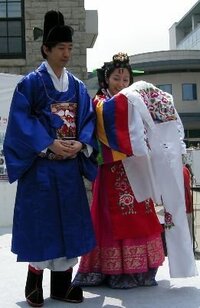 馬医最終回 主人公が正三品に出世し赤い官服になったのに その Yahoo 知恵袋