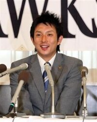 若い頃のミスチル桜井和寿が川崎宗則に見えるのは俺だけ 似てないです Yahoo 知恵袋