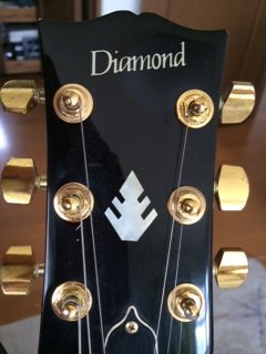 SGギター。いとこの家にヘッドにDiamondと書かれたSGギターがありま