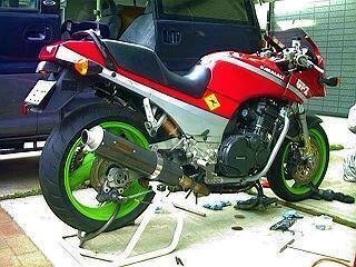 gpz900r 17インチホイール&タイヤ&リアアスクルシャフト 今季ブランド gpz900r 襲っ 17インチホイール&タイヤ&リア