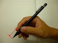 シャーペンの持ち方に手こずってます 中指だけにペンだこが出来ます 正し Yahoo 知恵袋