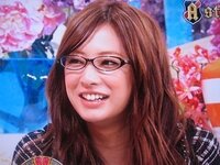 北川景子って 視力悪いんですか メガネ必要なんですか 視力は０ Yahoo 知恵袋