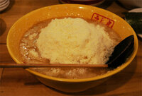 豚骨ラーメンにチーズは合いますか 多分 普通 だと思いますよ Yahoo 知恵袋