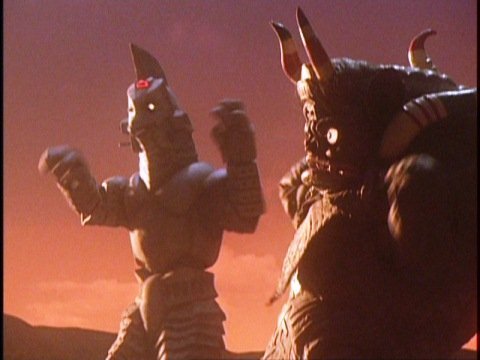 特撮の質問です。ウルトラセブンのウインダムはガッツ星人に撃た