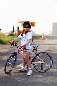 自転車 足が地面に着かない