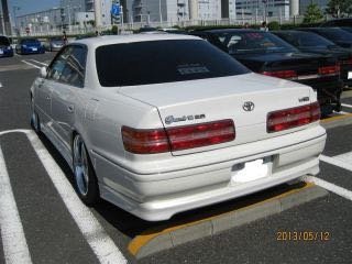 JZX100マークⅡに前期後期とありますよね？見分け方はテールランプを
