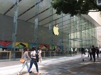 Iphoneのライトがつかない 画像のように 押せないよ Yahoo 知恵袋