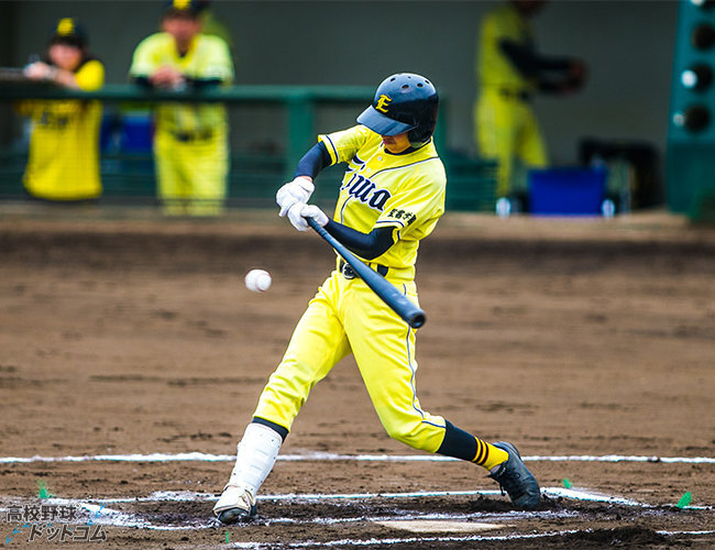 高校野球のユニフォームについて ここの高校よりかっこいいユニフォーム Yahoo 知恵袋