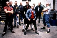 胸板が厚い男子はどういうファッションが似合いますかね 高2です Yahoo 知恵袋