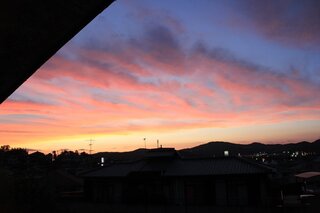 アクリルガッシュで 夕焼けの色を作りたいです どう混色すればいいですか Yahoo 知恵袋