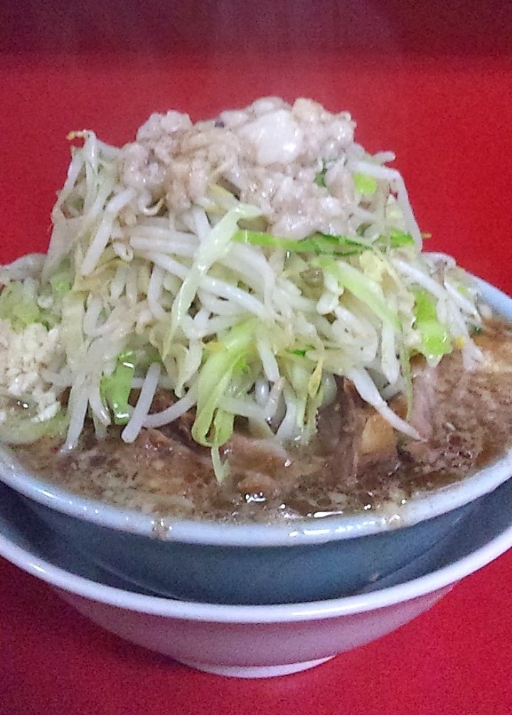 ラーメン二郎の「マシ」「マシマシ」「全増し」とはどういう意味ですか
