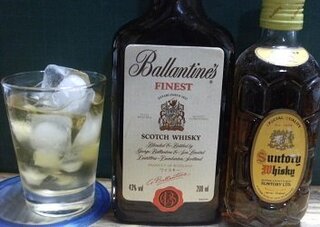 バランタインファイネストと角瓶ではどちらが好きですか 今比べて呑んで Yahoo 知恵袋