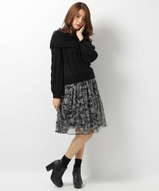 3月でも ボルドー色のニット服 着ても大丈夫ですかね またこのスカート Yahoo 知恵袋