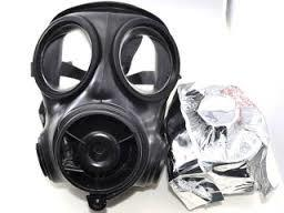 バイオハザードのアンブレラ社の隊員が装着してるガスマスク 装備はどこで何円で Yahoo 知恵袋