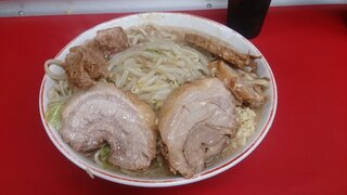 二郎ラーメンをスープを残して完食って言ってる人がいるのですがどうおもい Yahoo 知恵袋