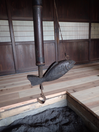 いろりには なぜ魚を模した物が付いているのですか 一番 Yahoo 知恵袋