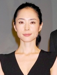 エラ張り女優と言えば 堀北真希ですか 片桐はいりですか 何言っ Yahoo 知恵袋