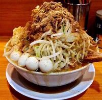 ラーメン二郎でヤサイとコールした場合 ニンニクって入ってますか ニン Yahoo 知恵袋