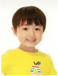 このファミリーマートのケーキのｃｍに出ている子役の名前教えてくだ Yahoo 知恵袋