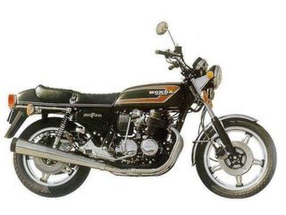 CB750でキックが付いているモデルを知りたいです。よろしく - Yahoo