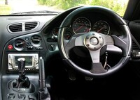 ＦＤ型のＲＸ７、４型に乗ってますが、スピーカーの音割れ...』 マツダ RX-7 のみんなの質問