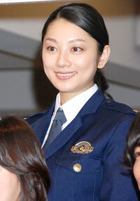 平野ノラと小池栄子どちらがかわいいですか 小池栄子さん Yahoo 知恵袋