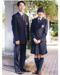 千葉県で 女子の制服のネクタイが赤色の高校分かりますか 高校名 Yahoo 知恵袋