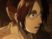 進撃の巨人至急お願いします 僕はハンジさんが1番大好 Yahoo 知恵袋