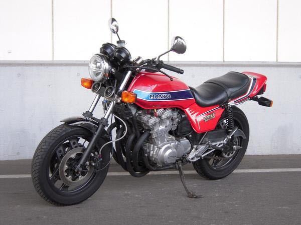 CB750F(RC04)はFZ,FAとFB,FCで馬力やトルク - Yahoo!知恵袋